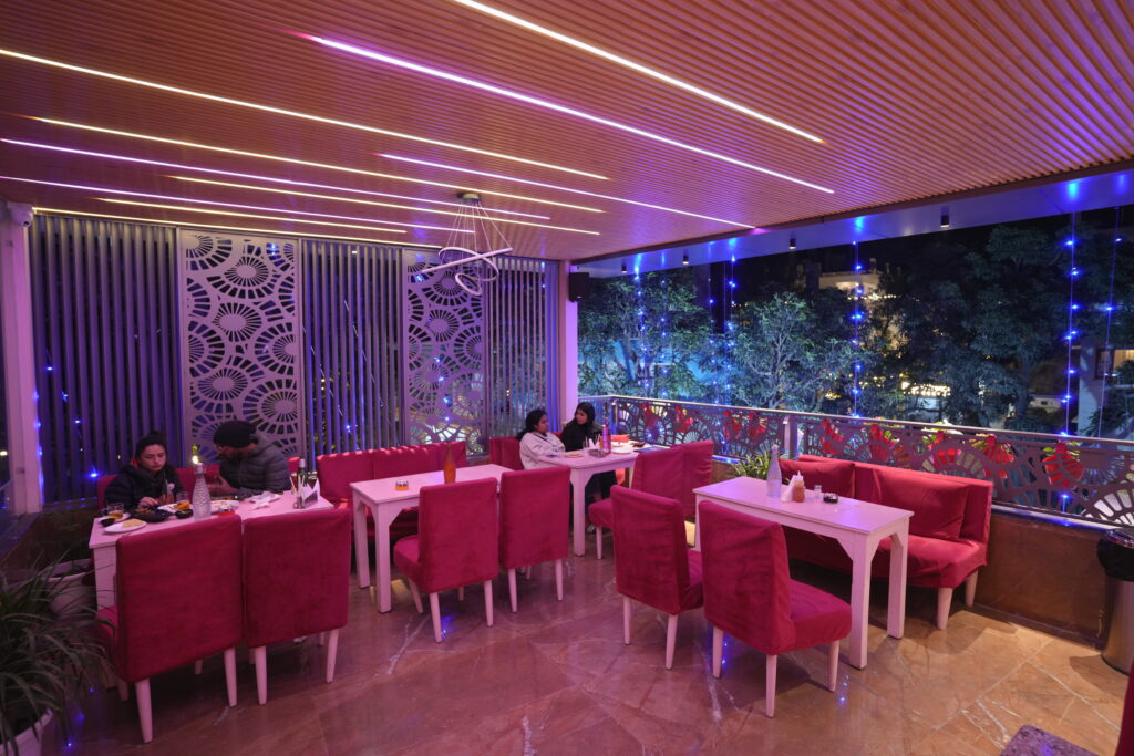 Best Pub in Rishikesh – Pinkcafe Bar & Restaurant 1 Pinkcafe Bar & Restaurant